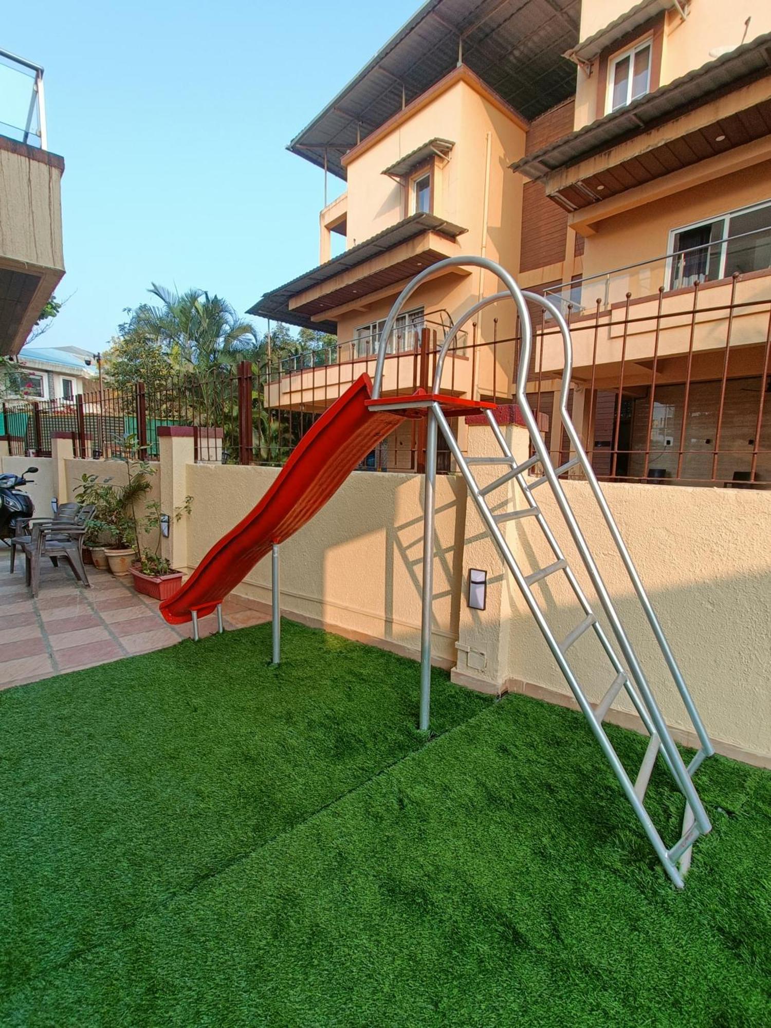 Rain Mist 4Bhk Luxury Villa With Private Pool โลนาวาลา ภายนอก รูปภาพ