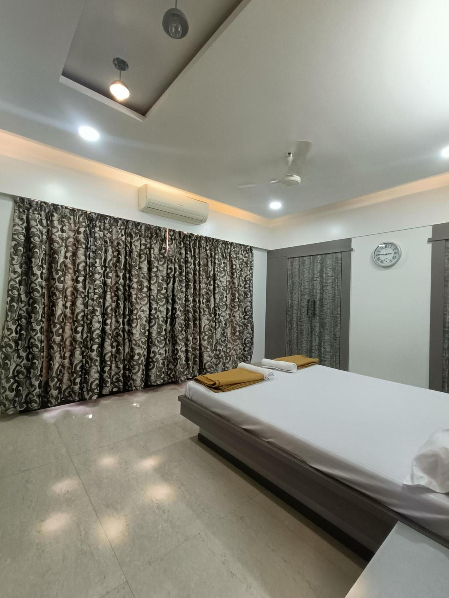 Rain Mist 4Bhk Luxury Villa With Private Pool โลนาวาลา ภายนอก รูปภาพ